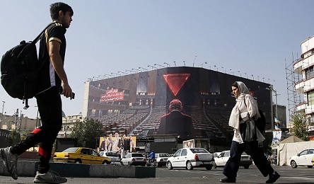 You are currently viewing إيران تتحرك دبلوماسيا وسط تصاعد التوتر مع أميركا