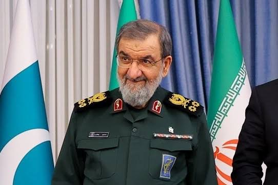 You are currently viewing رد المرشد الإيراني وشروط وقف الحرب خلال لقائه رضائي بعد الاجتماع مع تحالف مكة